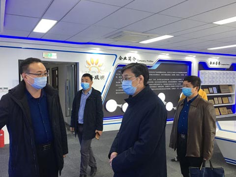 1655193488442127.jpg 攝圖網(wǎng)_501522357_油田泵(企業(yè)商用).jpg